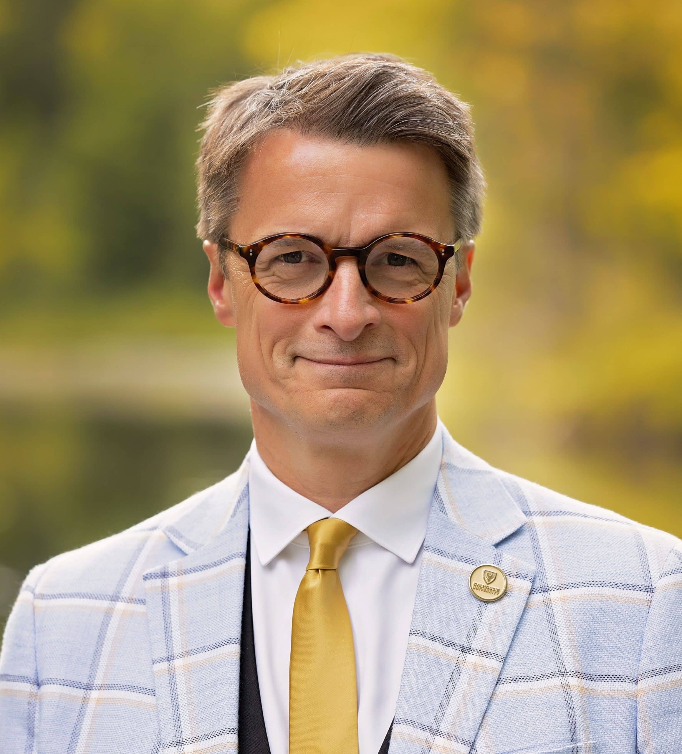 Dr. Sylvain Charlebois